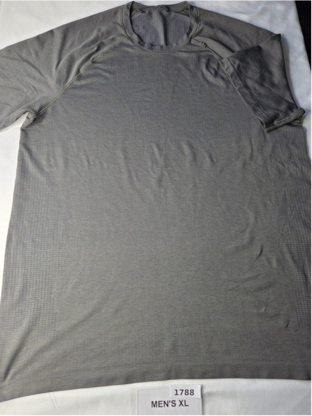 Lululemon Metal Vent Tech Men’s XL Gray Long Sleeve Training Shirt #1788
